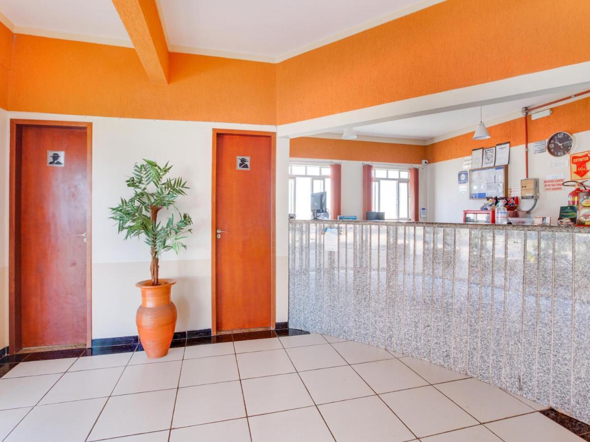 Fabiel Palace Hotel Cuiabá Buitenkant foto